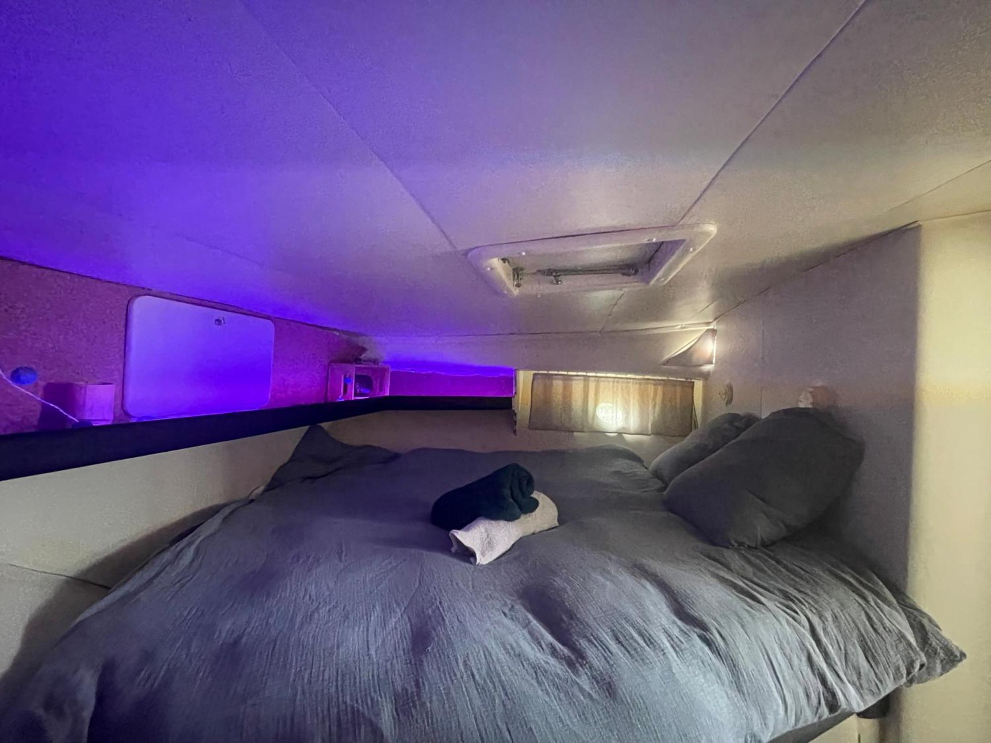 Nuit Insolite Et Cocon Valence  Esterno foto